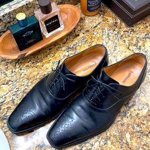 Magnani Black Dress shoe - size 10.5